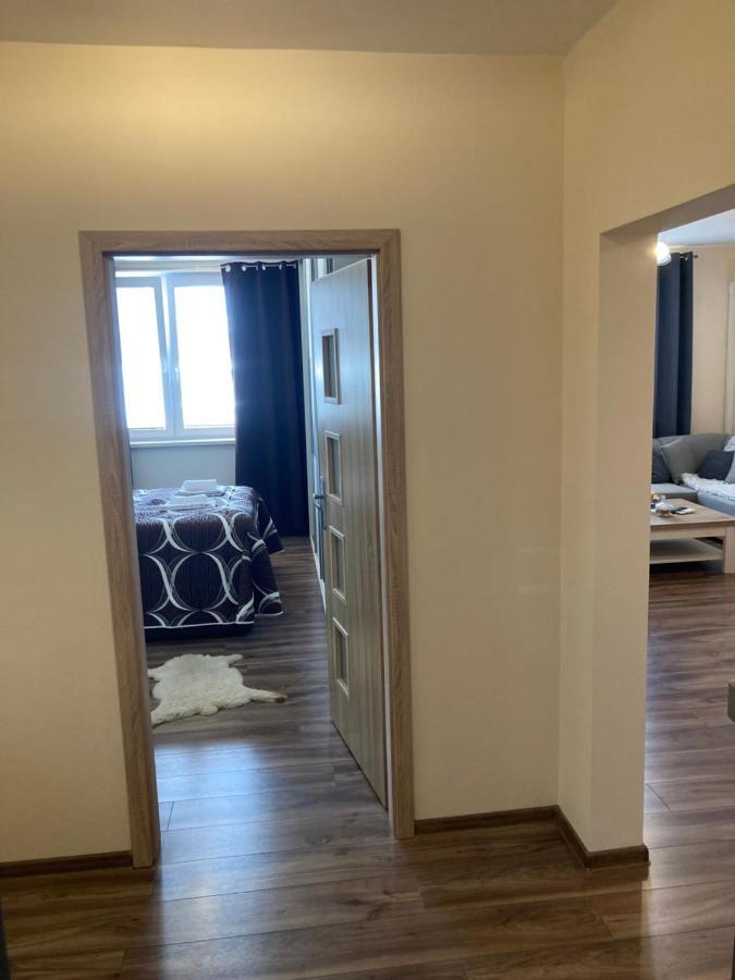 2 Rooms Apartment In Michalovce Eksteriør billede