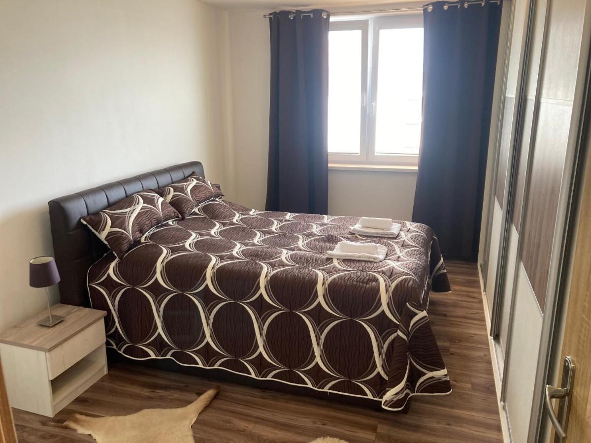 2 Rooms Apartment In Michalovce Eksteriør billede
